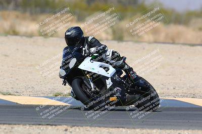 media/Mar-28-2022-Superbike Trackdays (Mon) [[b8603d0f67]]/Open Track Time/Turn 7/